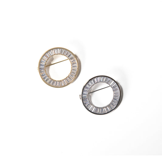 Minimalist circle Brooch